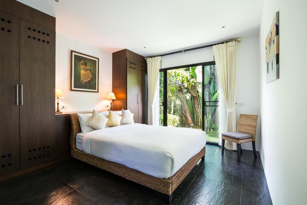 Baan Thai Surin Garden Praia de Surin Exterior foto